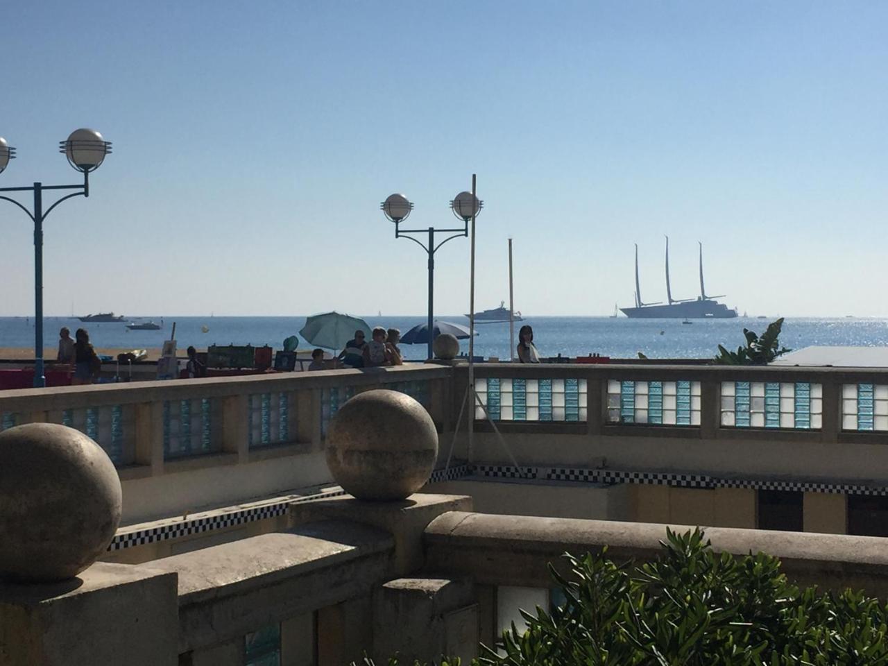 Gorgeous One-Bedroom Apartment With Terrace And Sea View -Stayinantibes- Bijou Plage Exterior foto